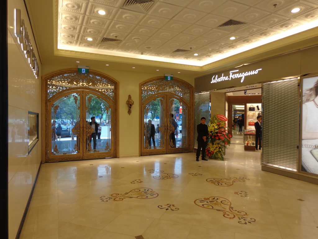 Tràng Tiền Plaza
