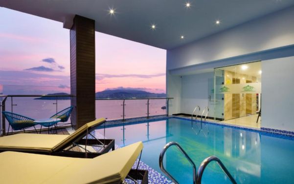 Crown Hotel Nha Trang