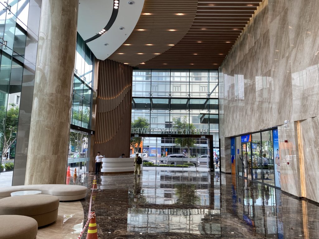 Crescent Mall