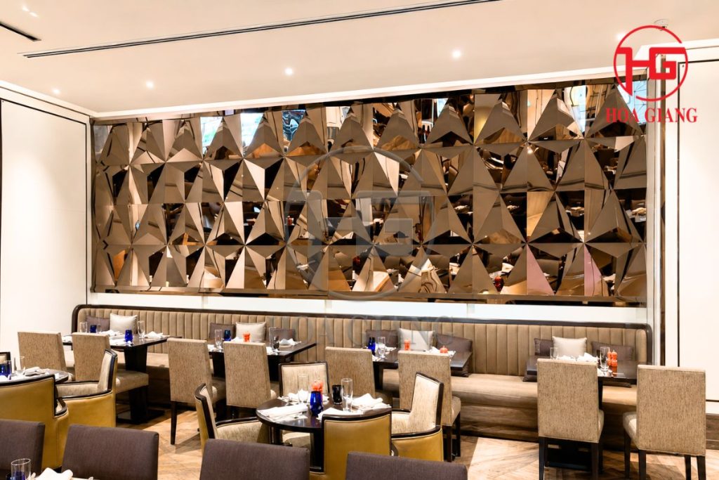 Inox gương tại khách sạn Caravelle Sài Gòn - Dự án do Hoa Giang thi công