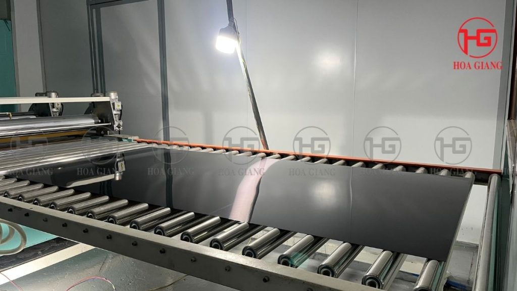 Inox mạ màu PVD chống vân tay tại Nhà máy Hoa Giang